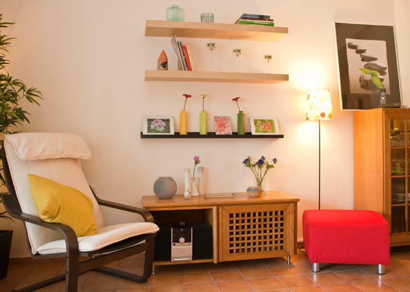 אתונה Comfortable Garden Apt Near Vouliagmeni Beach מראה חיצוני תמונה